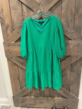 Emerald Green V-Neck Tiered Mini Dress